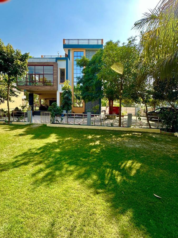 Kaashi Flora Villa Varanasi Exterior photo